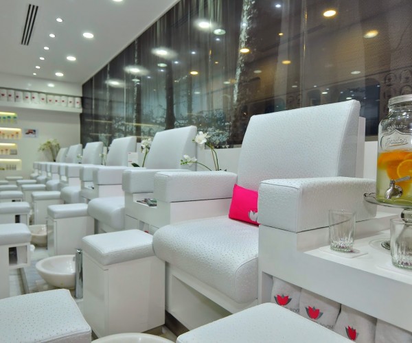 The White Room Spa Opens at Marina Mall